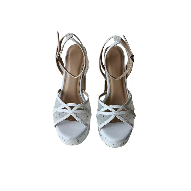 Beyaz Renk Tül Üzeri Parlak Taşlı Platform Topuklu Ayakkabı