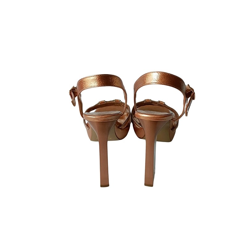 Gold Renk Cam Platform Topuklu Ayakkabı