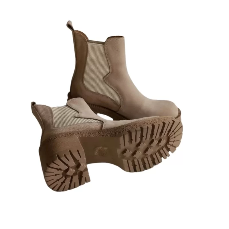 Nude Renk Nubuk Deri Yan lastikli Bot