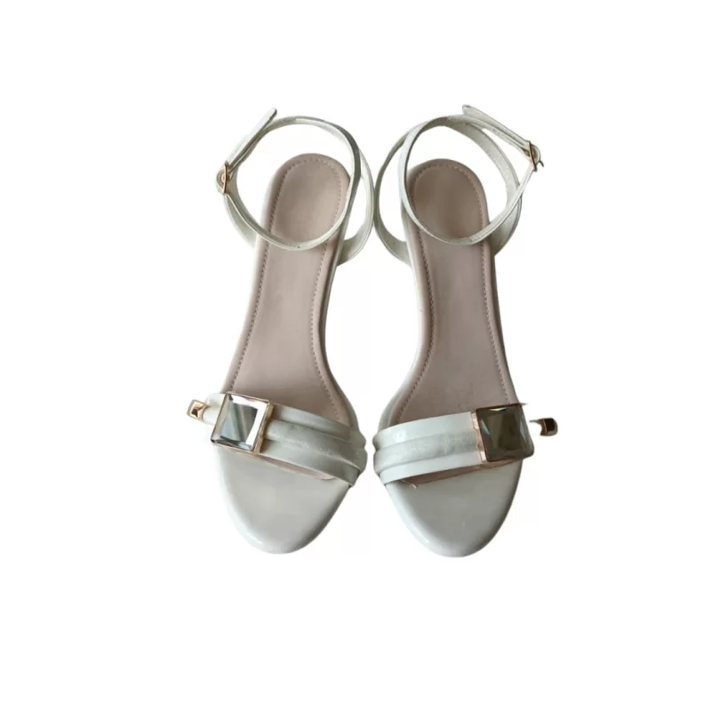 Tek Bant Beyaz Renk Stiletto Ayakkabı