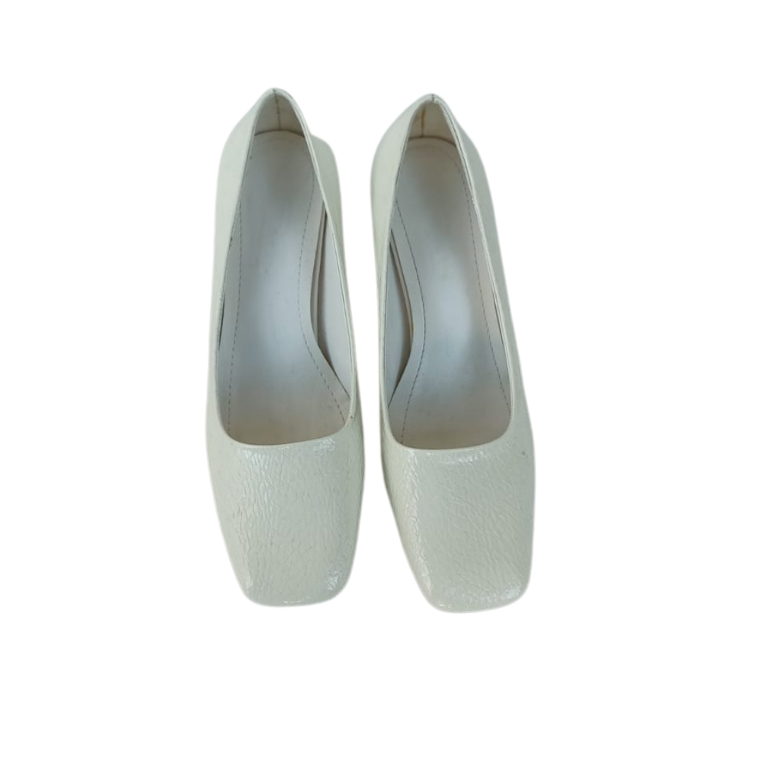 Kroko Beyaz Renk Topuklu Ayakkabı