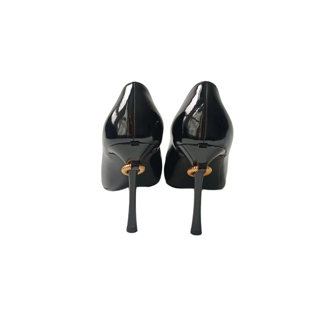 Siyah Renk Rugan Gold Topuk Detaylı  Stiletto Ayakkabı